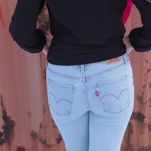 Vintage High Rise Skinny Levi Women's Jeans Style 721